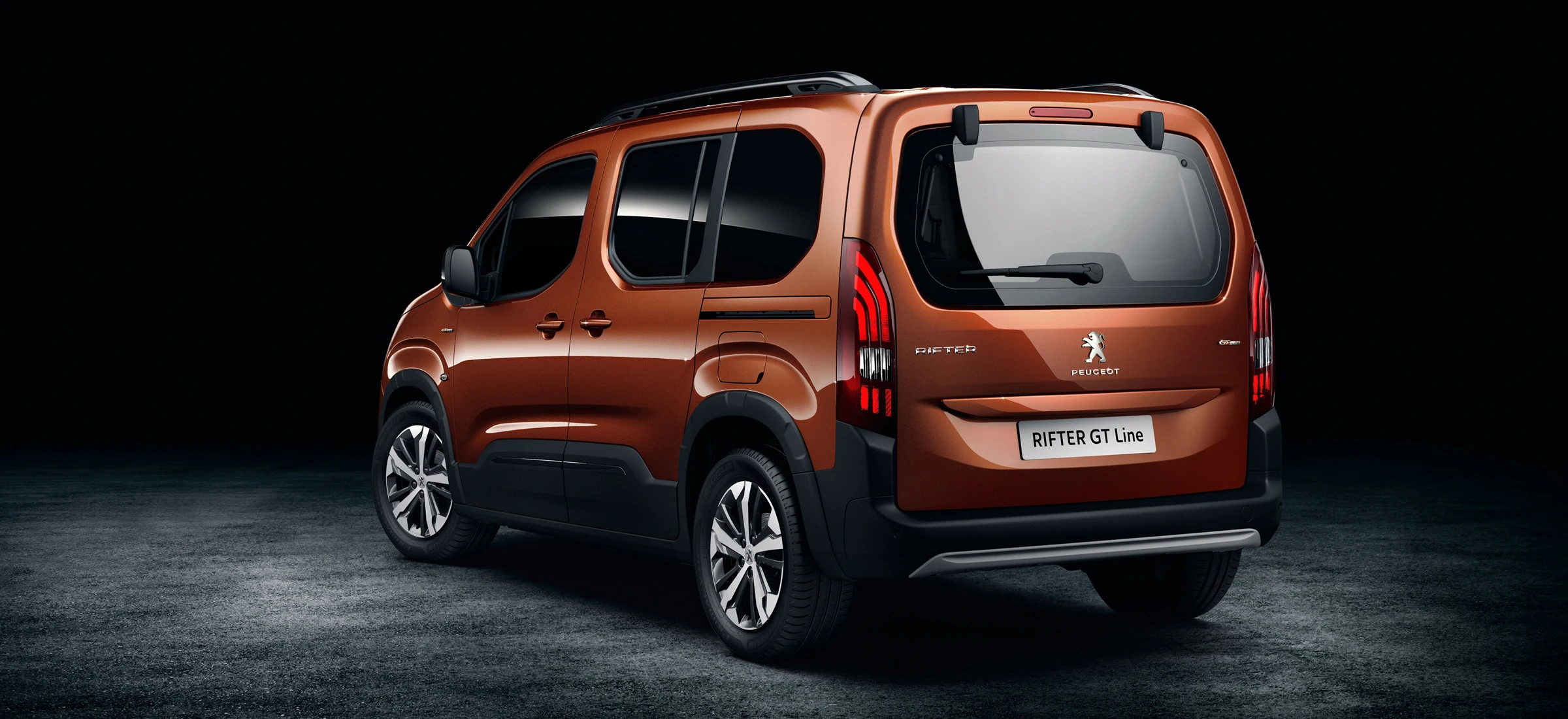 Peugeot Rifter zamiast Partnera. Niektóre zmiany nazw modeli nie mają sensu