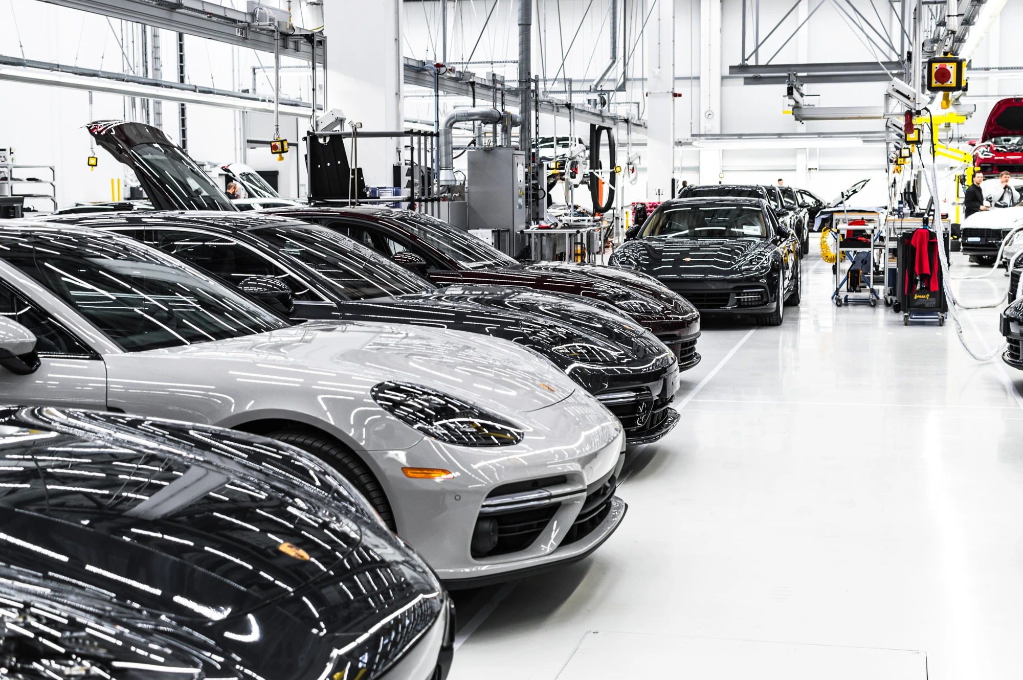 Porsche oficjalnie kończy z silnikami Diesla. Zostaje benzyna i hybrydy