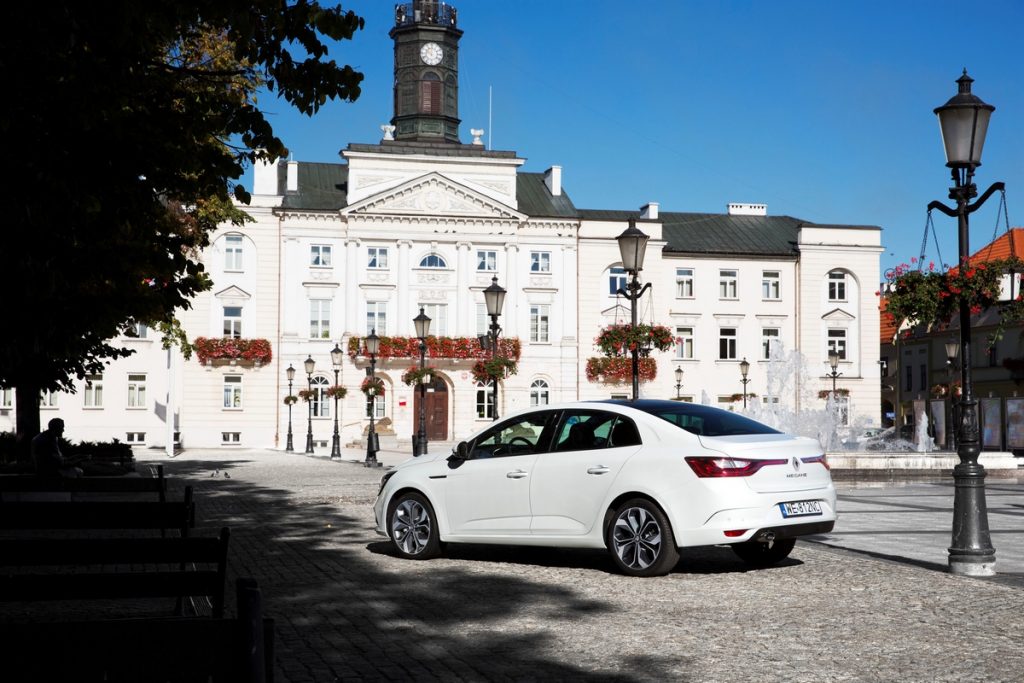 renault-megane-grandcoupe