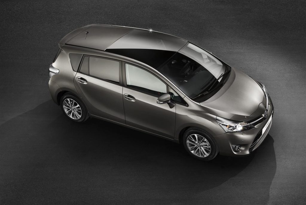 toyota-verso-2014
