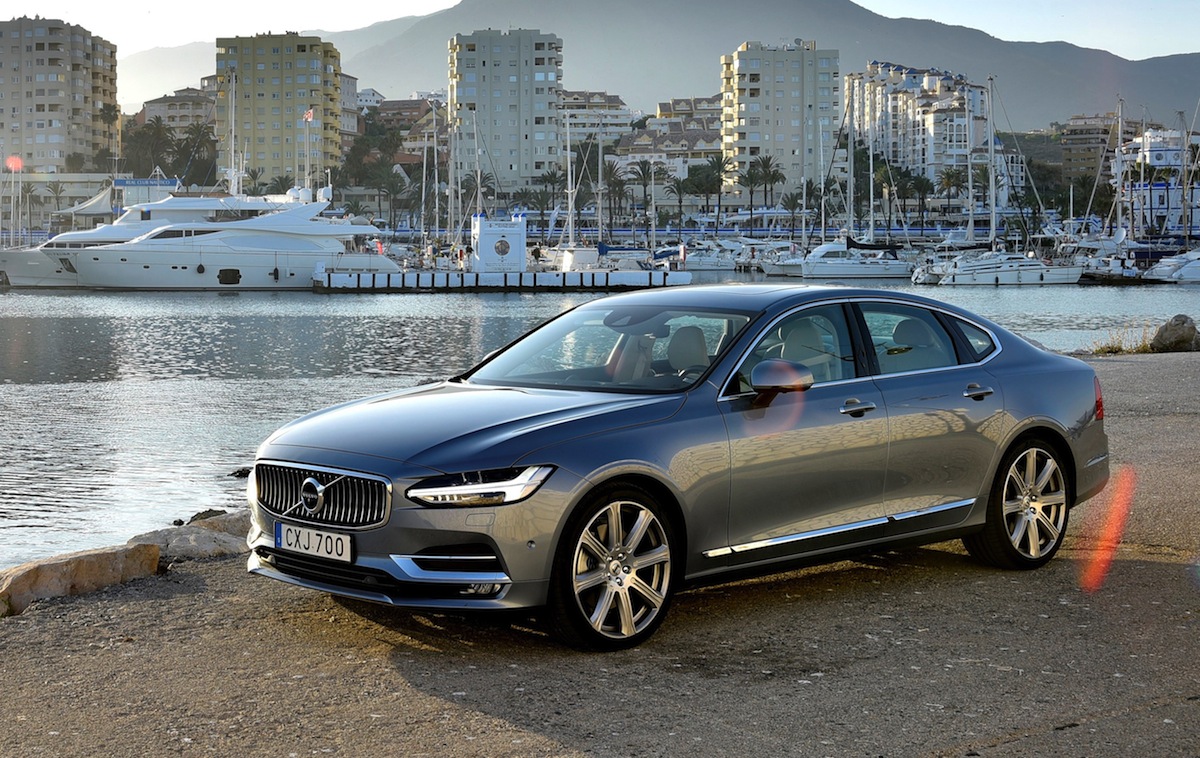 Volvo S90 