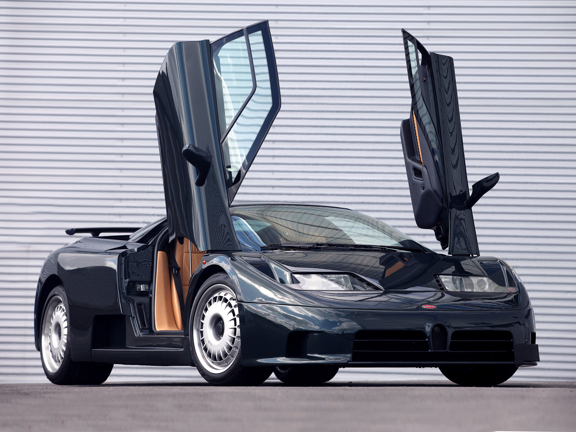 Bugatti_EB110 