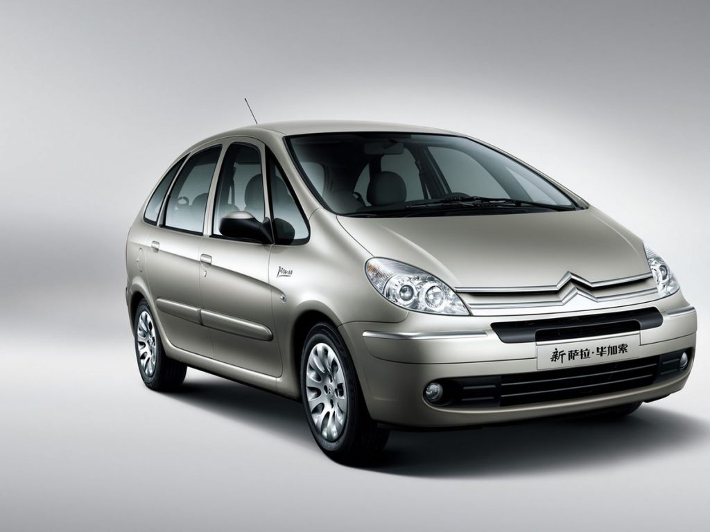 Citroen-Xsara-Picasso-Chiny