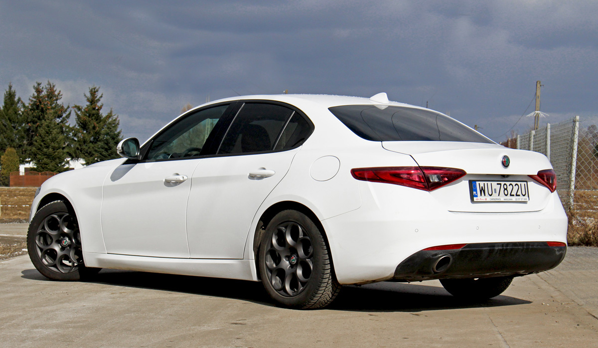 Alfa Romeo Giulia 