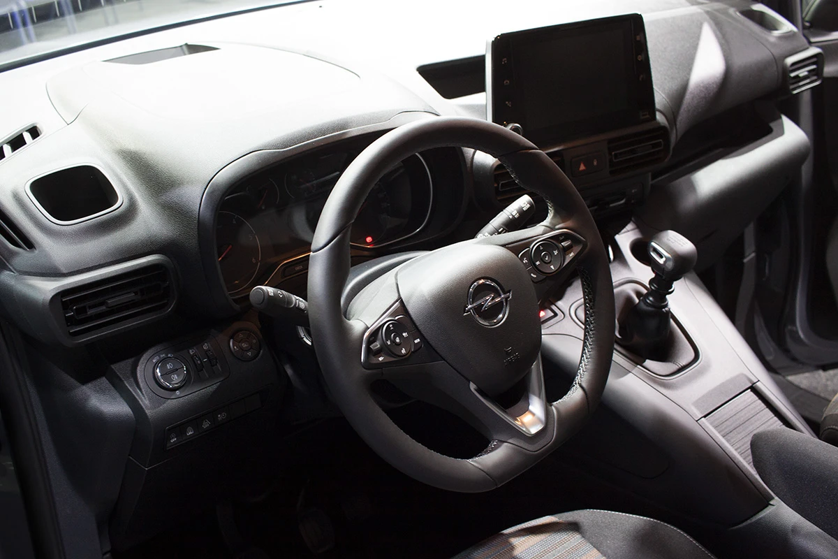 Opel-Combo-8