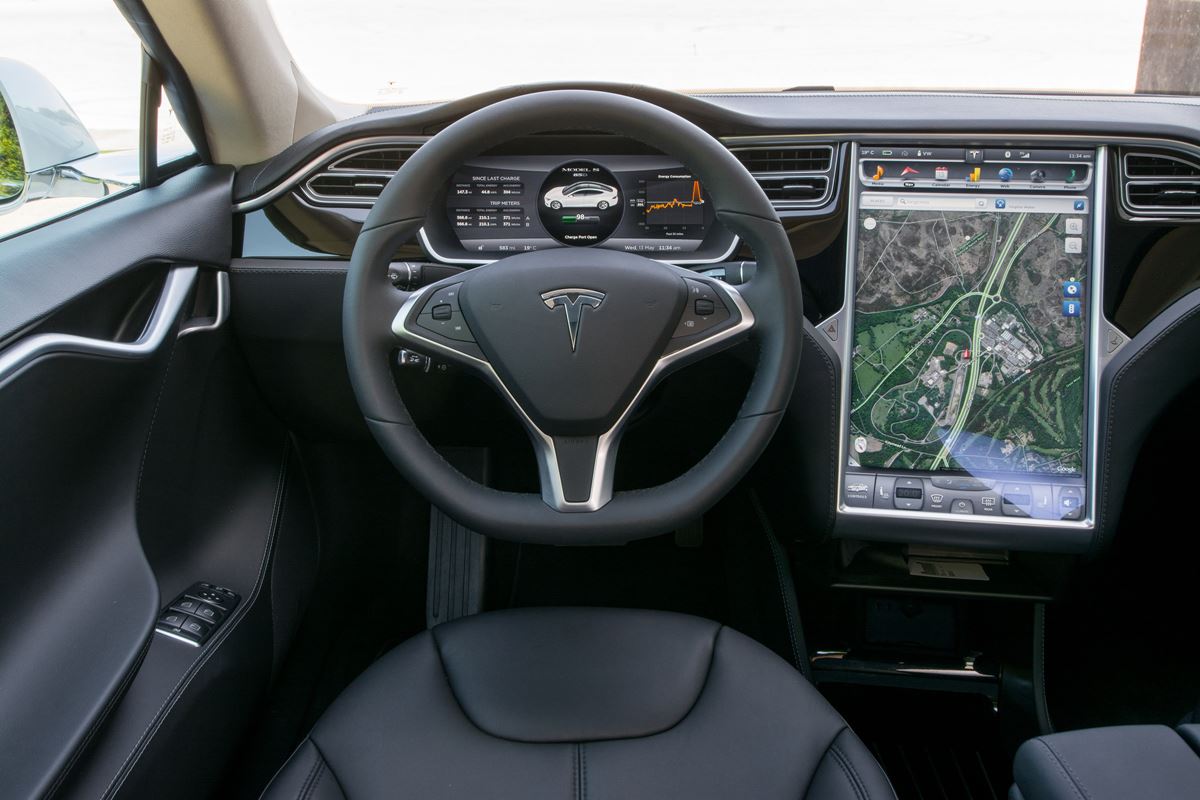 Tesla-Model-S-2