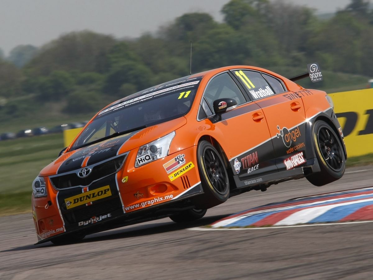 Toyota-Avensis-BTCC