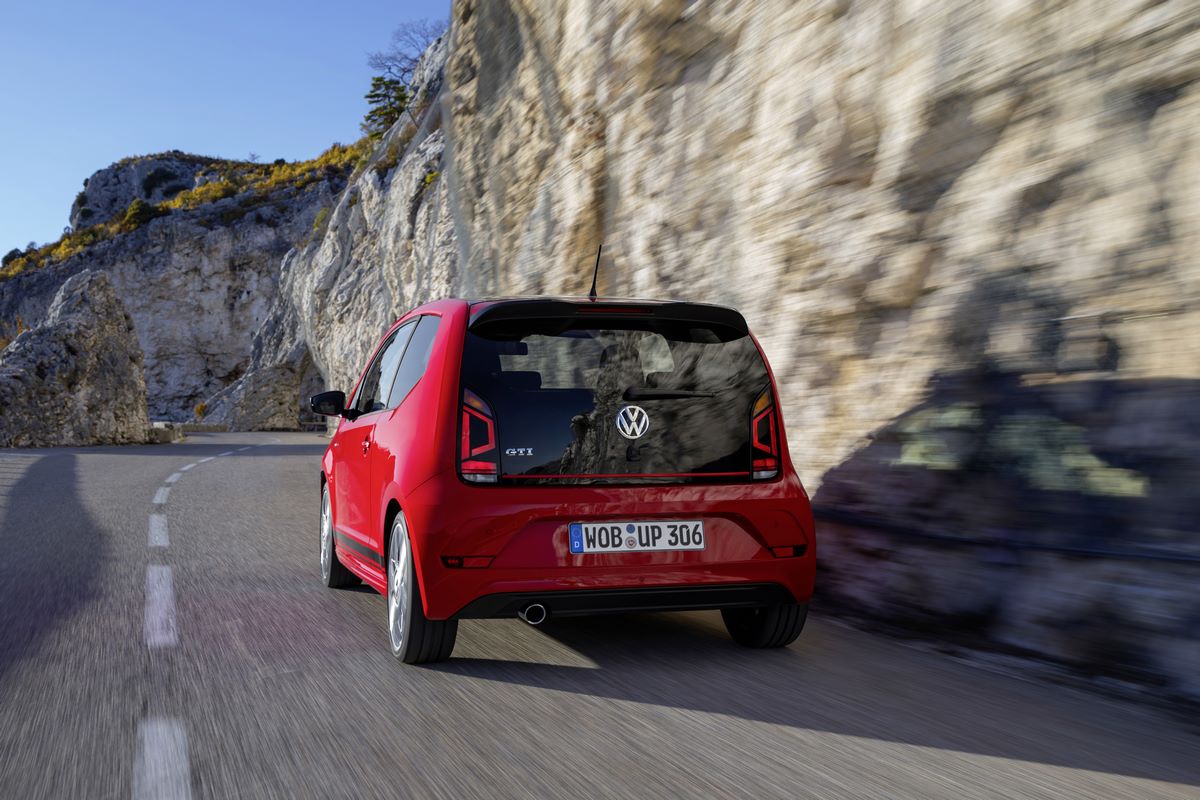 VW-Up-GTI-2