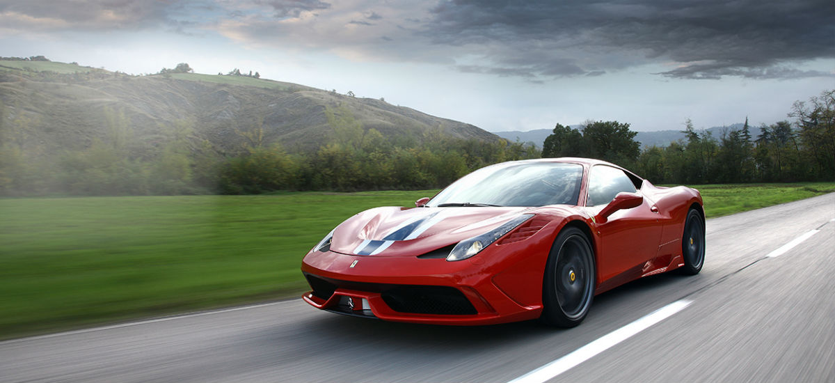 Takie rzeczy nie tylko w Polsce: Ferrari kręci liczniki