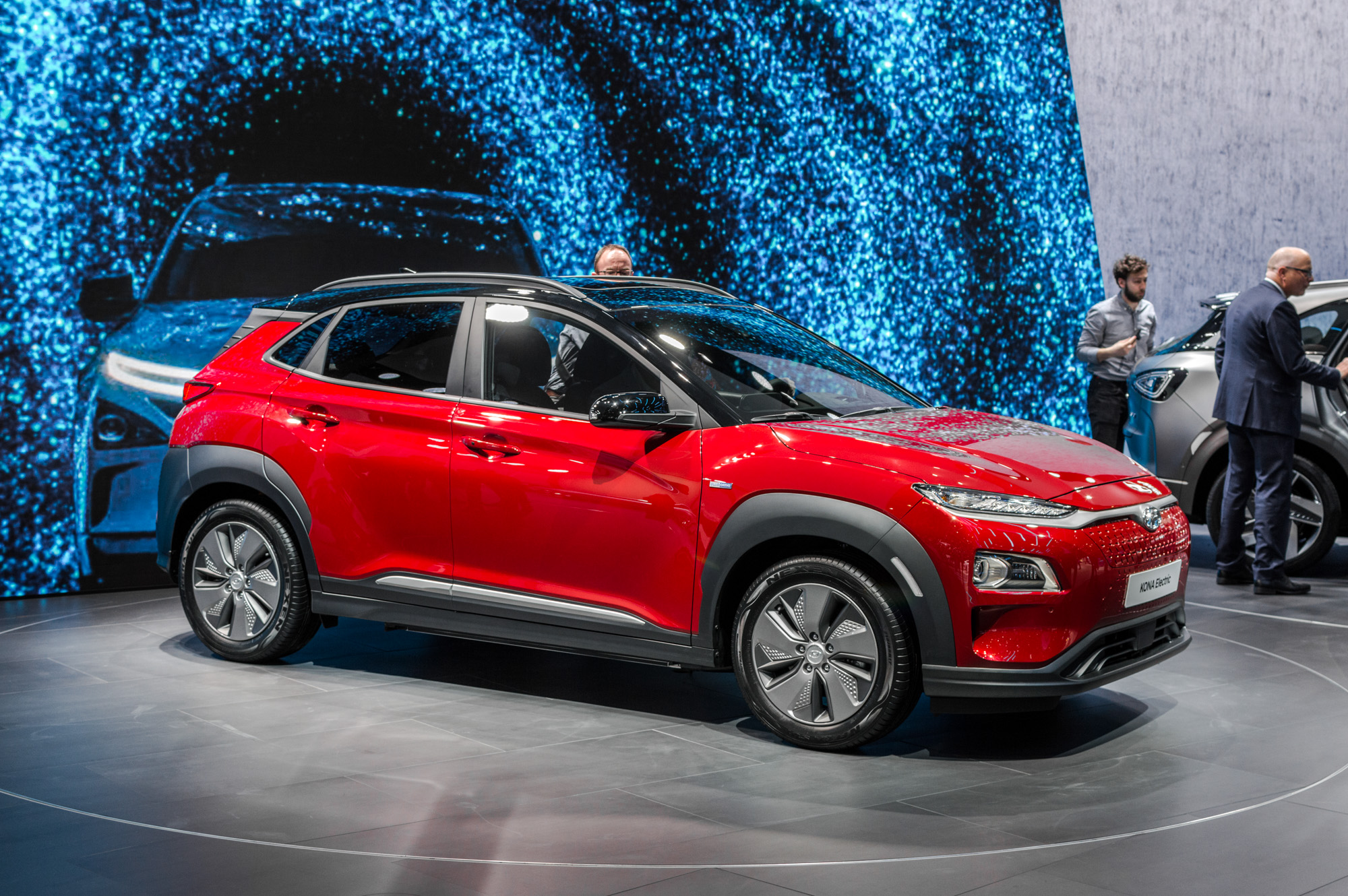 Hyundai Kona Electric wjeżdża do Polski. Zasięg do 450 km i niezła cena