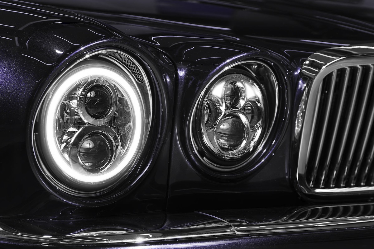 Jaguar XJ 