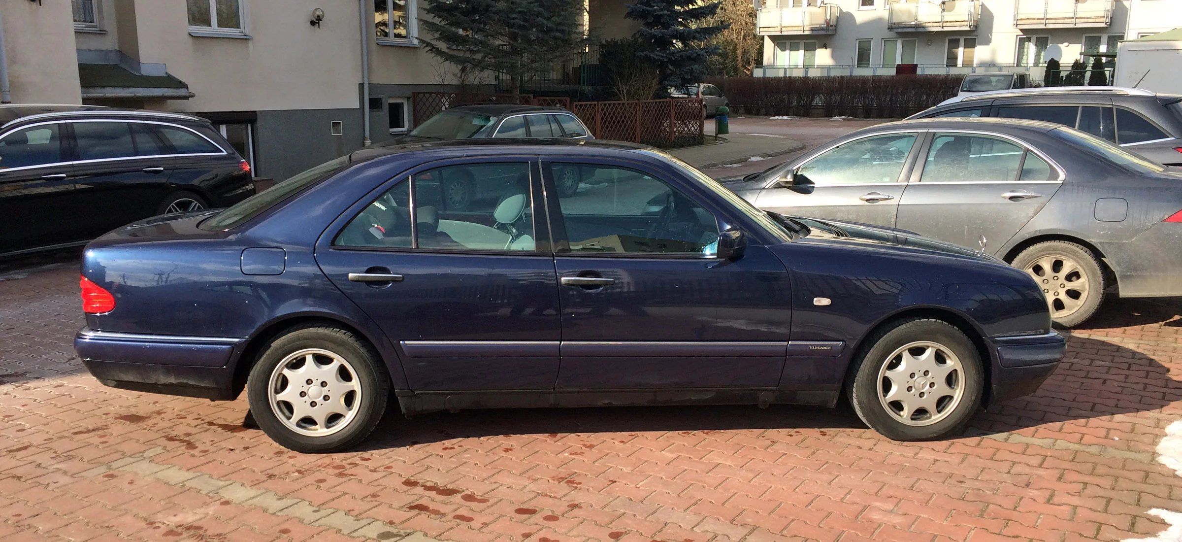 Mercedes W210