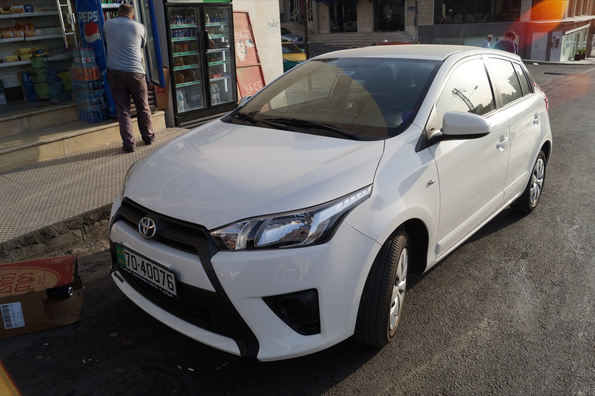 Jordania Miks Toyota Yaris 