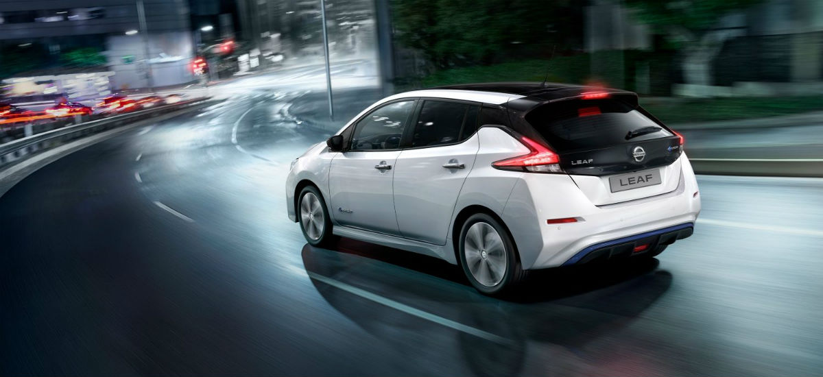Nissan LEAF idzie jak woda. Co 12 minut sprzedaje się jedno auto