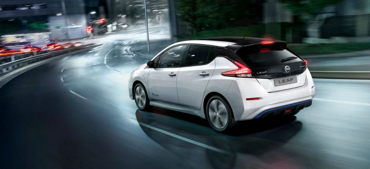 Nissan LEAF idzie jak woda. Co 12 minut sprzedaje się jedno auto