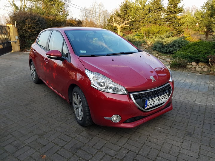 Peugeot 208 VTi 