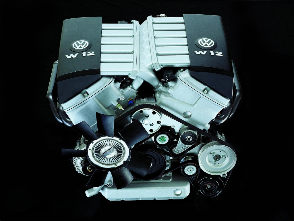 Silnik W12 