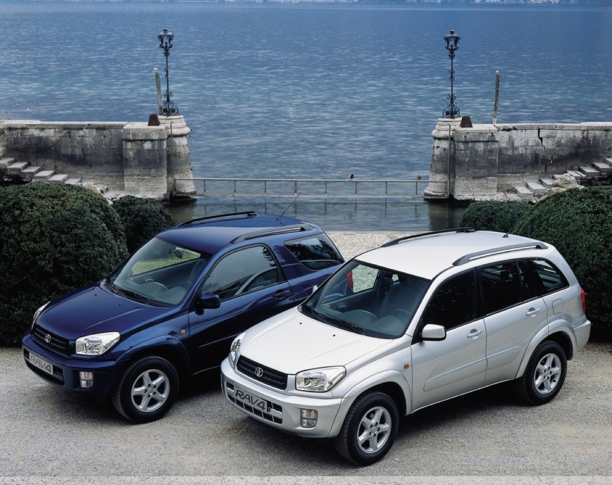 Toyota RAV4 II 