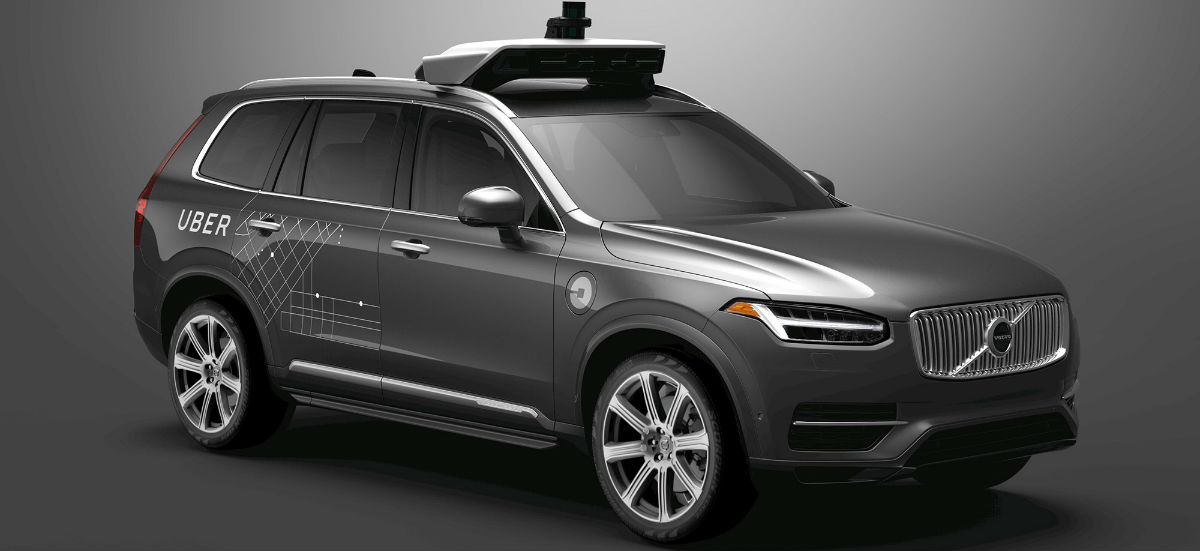 Uber wycofuje autonomiczne auta. Czy winny wypadku był kierowca?