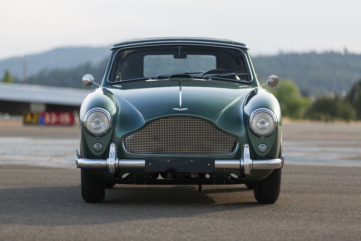 Aston-Martin-DB2