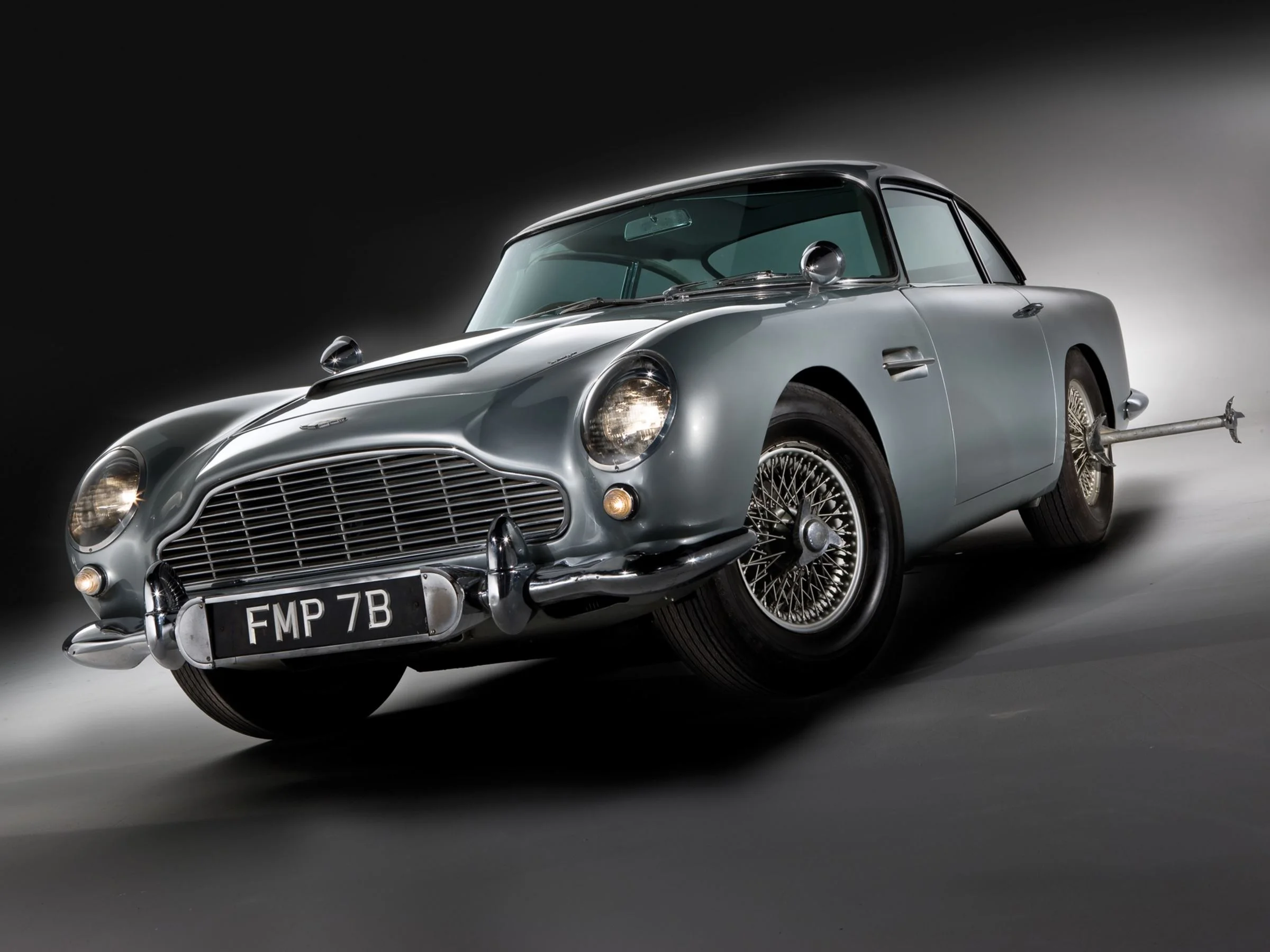 Aston-Martin-DB5-gl