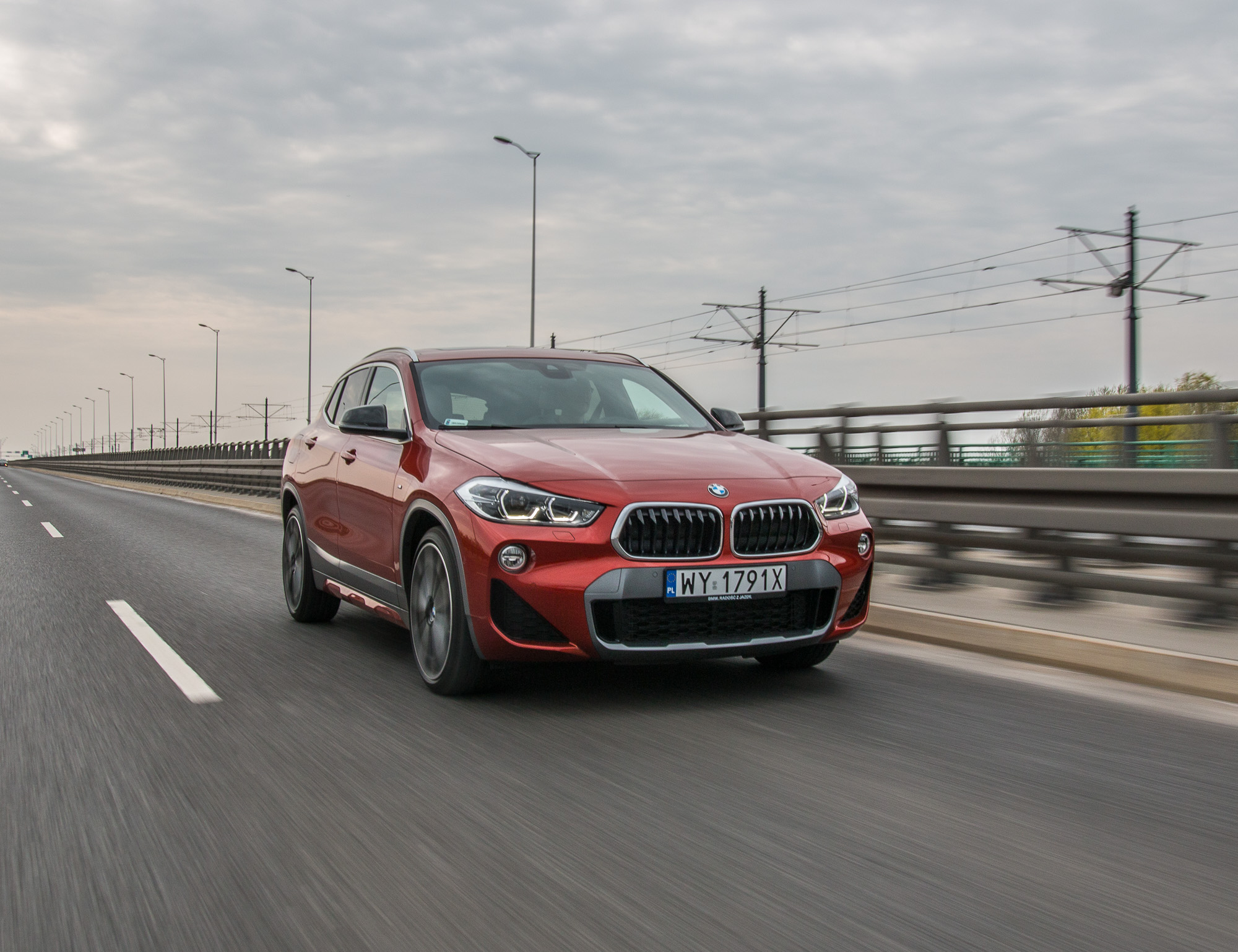 BMW-X2-13