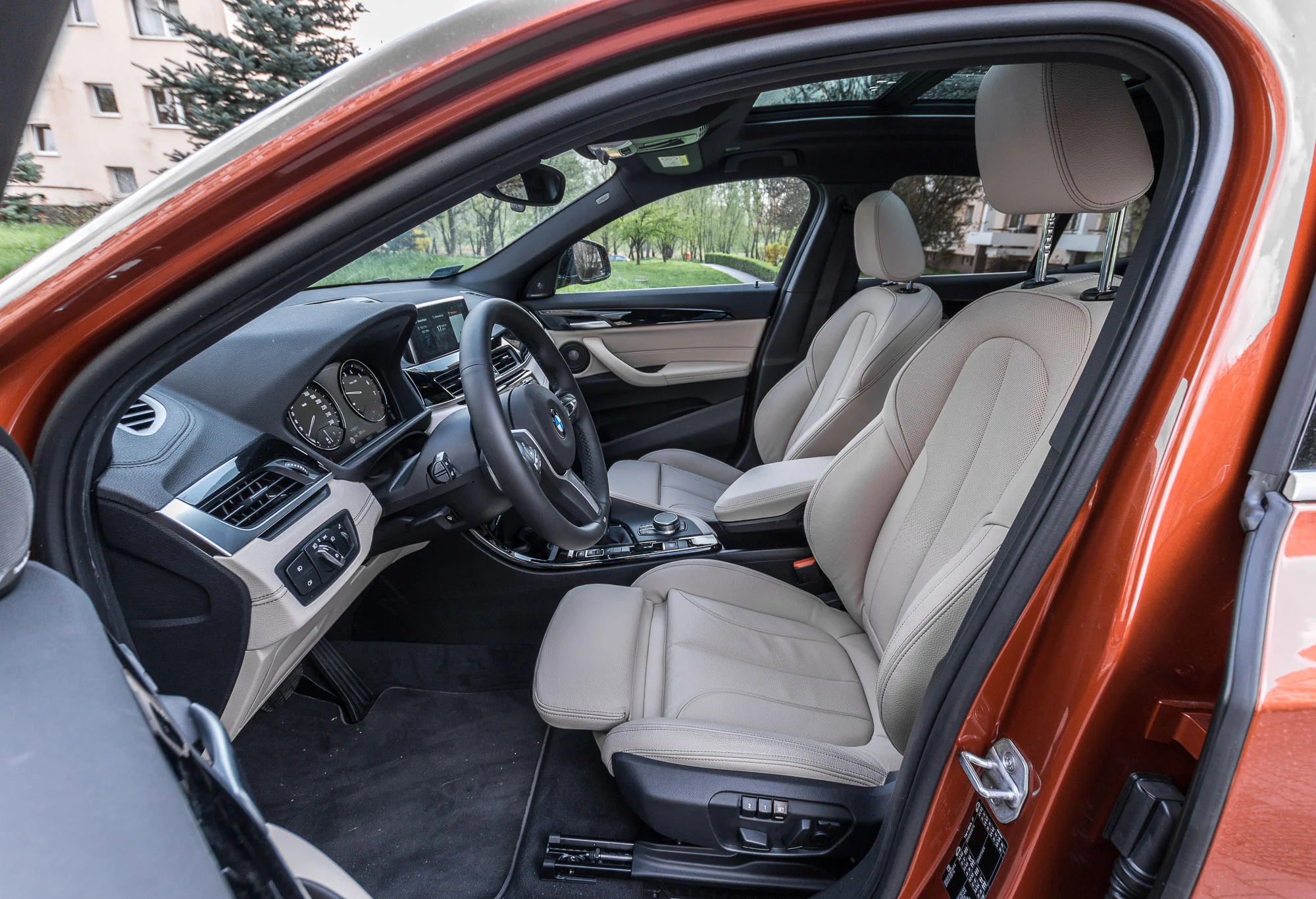 BMW-X2-21 