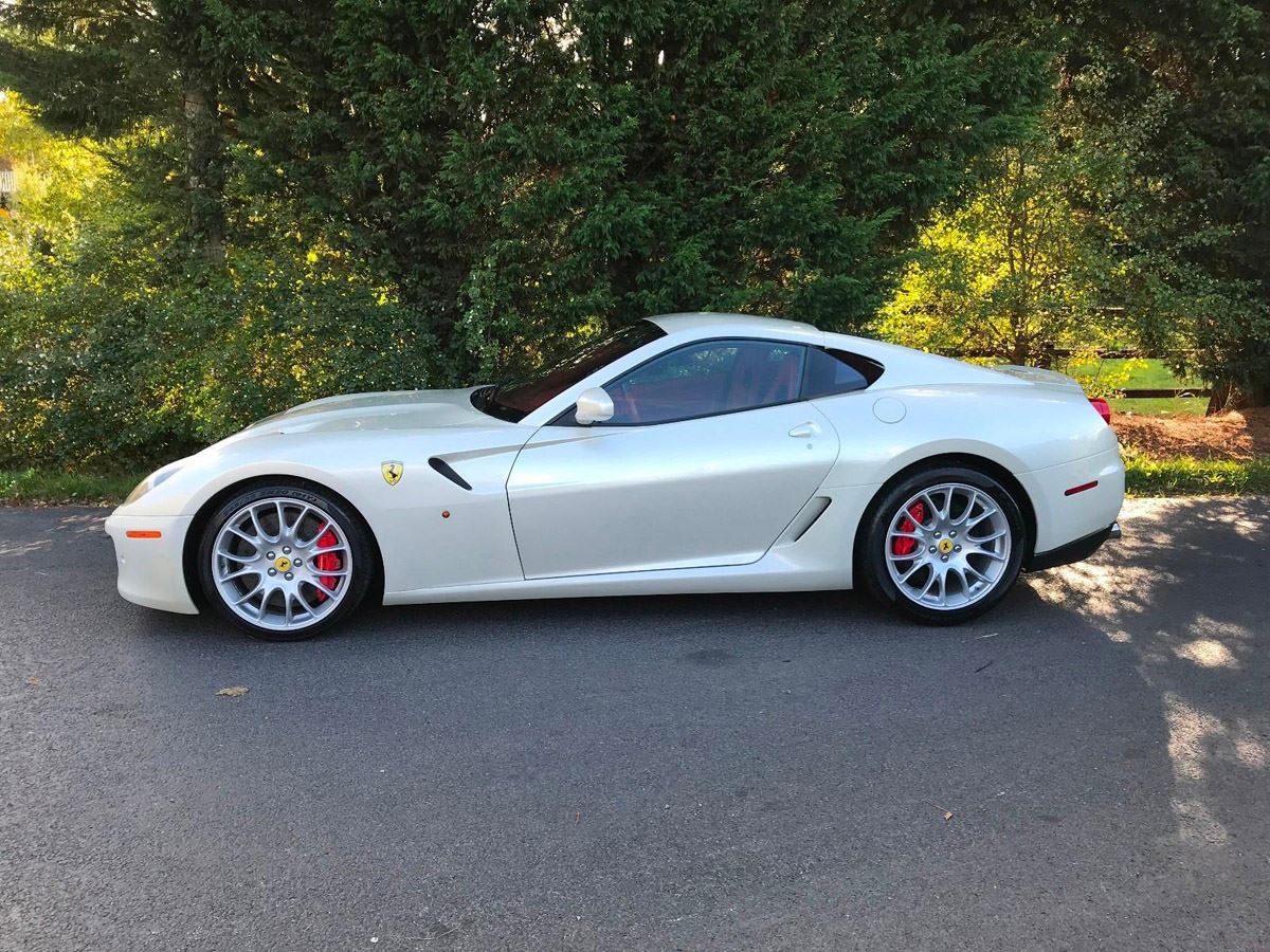 Ferrari-599