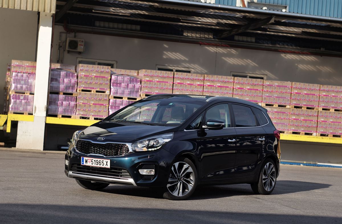 Kia-Carens