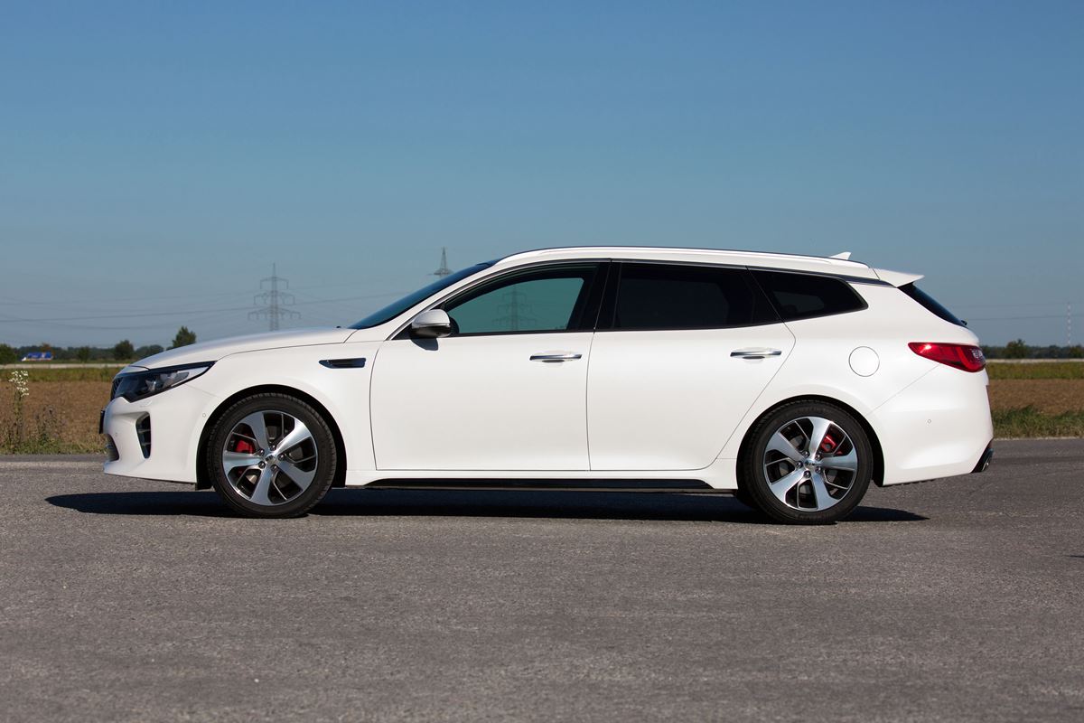Kia-Optima-SW 