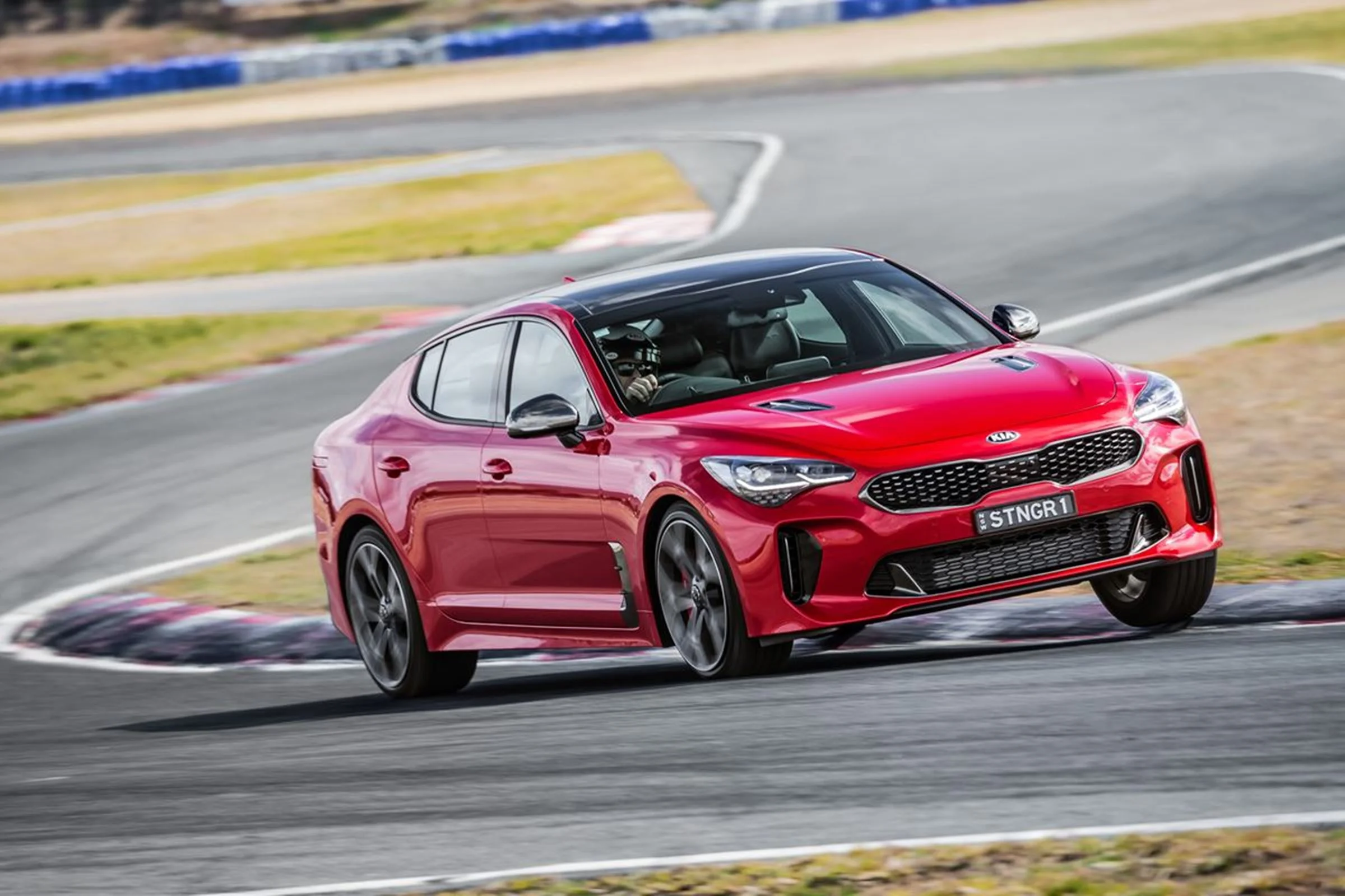 Kia-Stinger-1