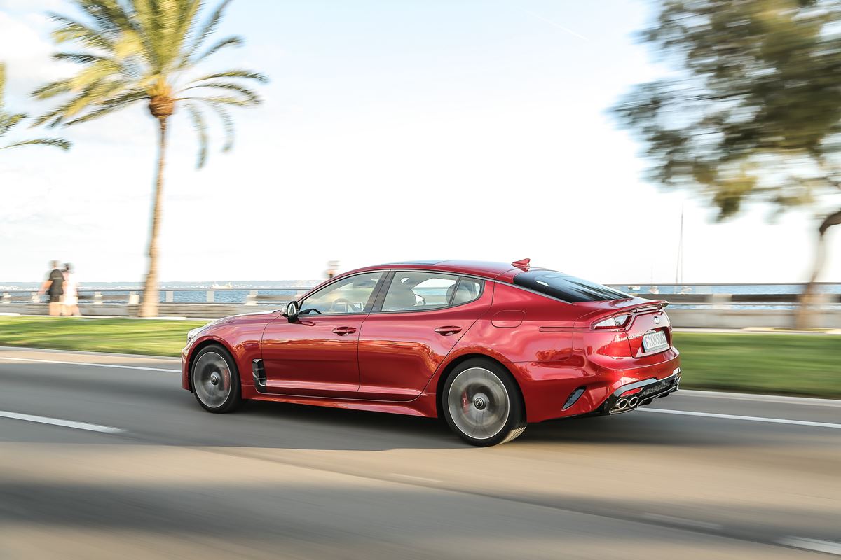 Kia-Stinger-4 