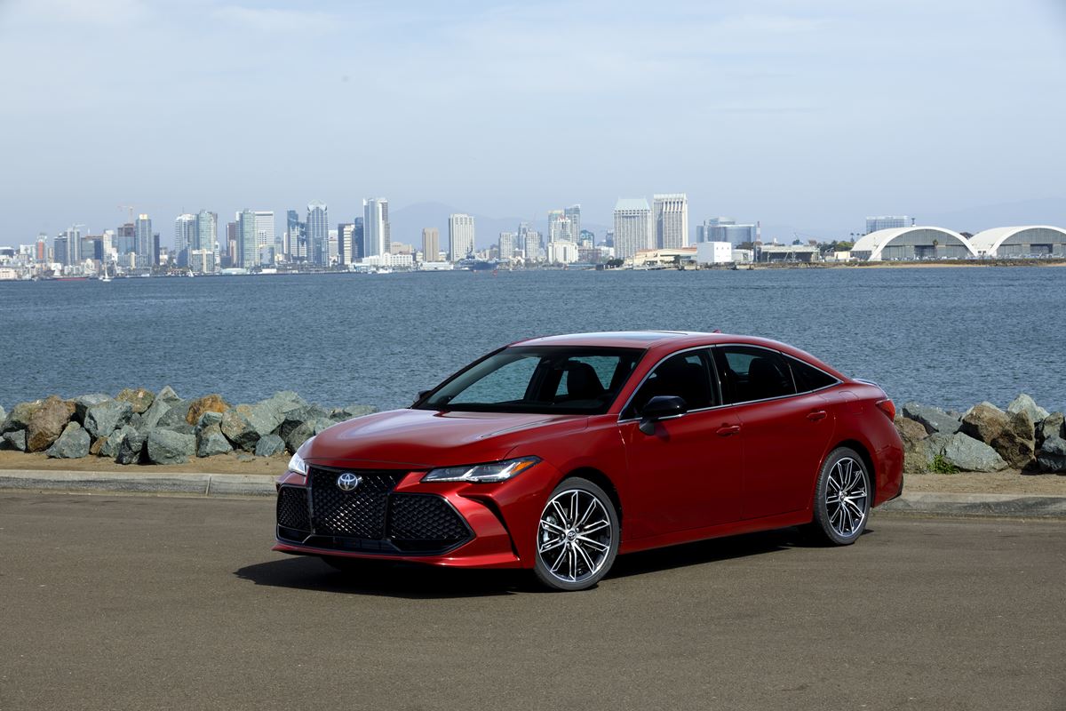 Toyota-Avalon-2019-1