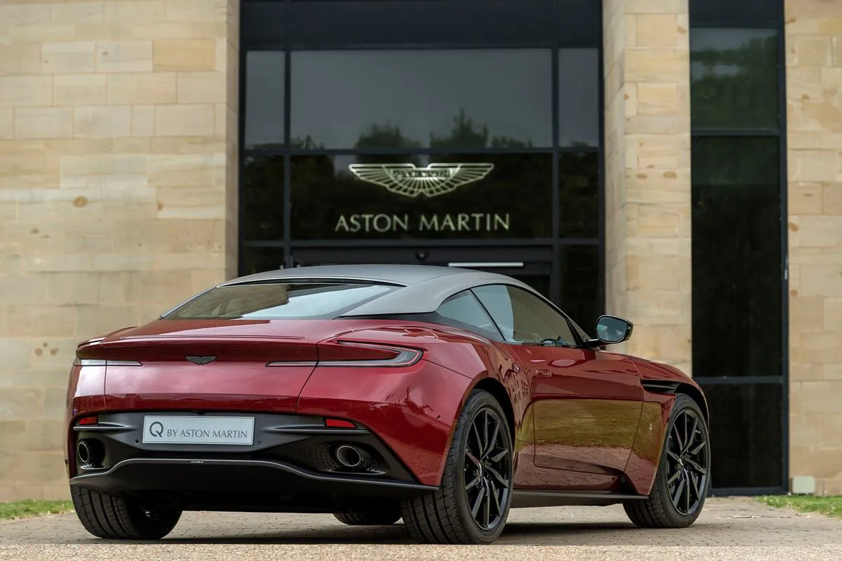 aston-martin-db11 