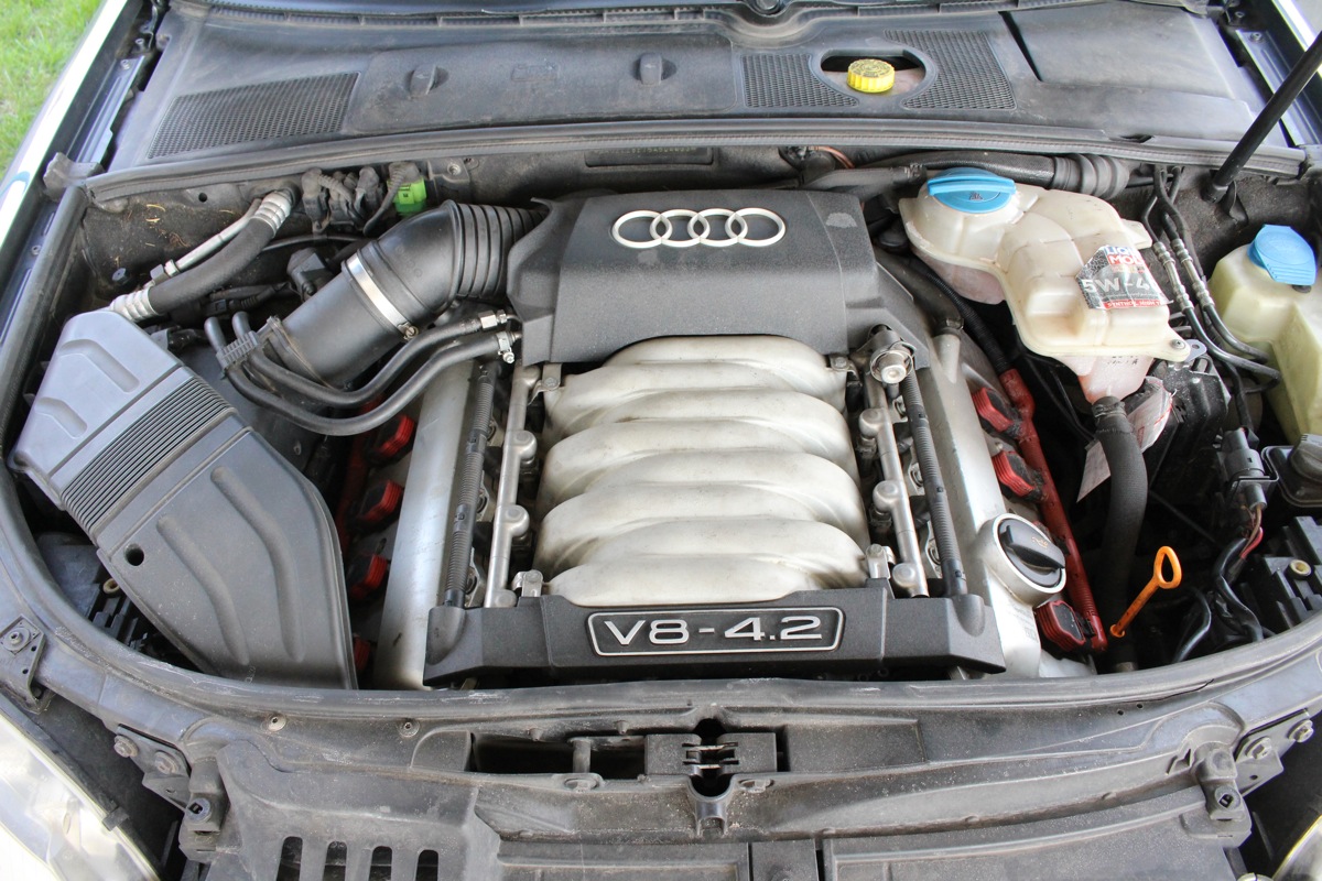 Audi S4 B7 