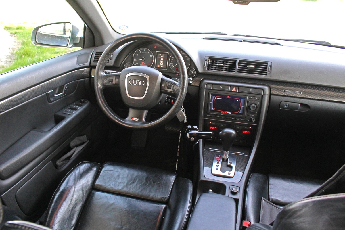 Audi S4 B7 