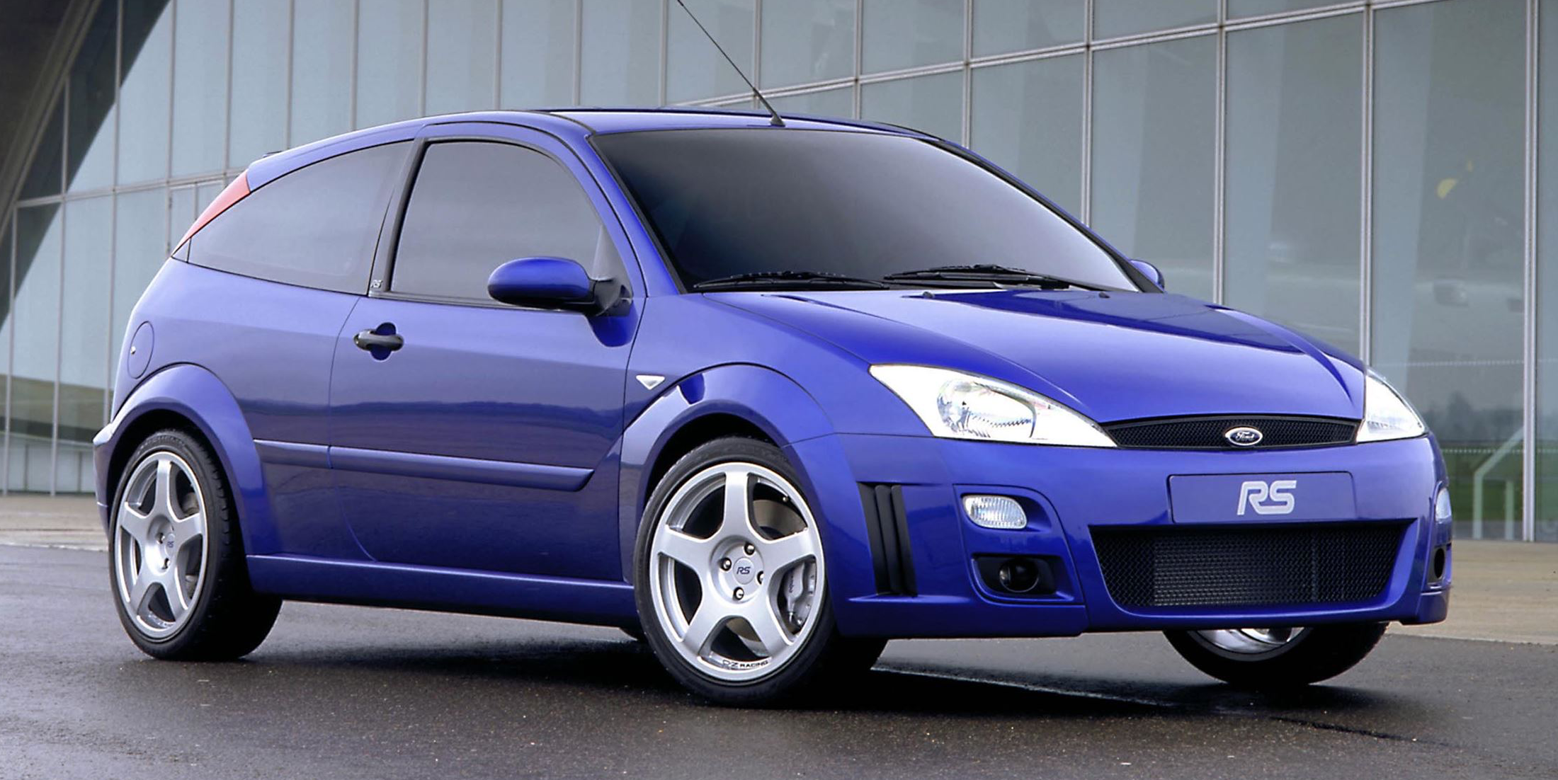 Jak zmieniał się Ford Focus. Coraz bardziej zwyczajny?