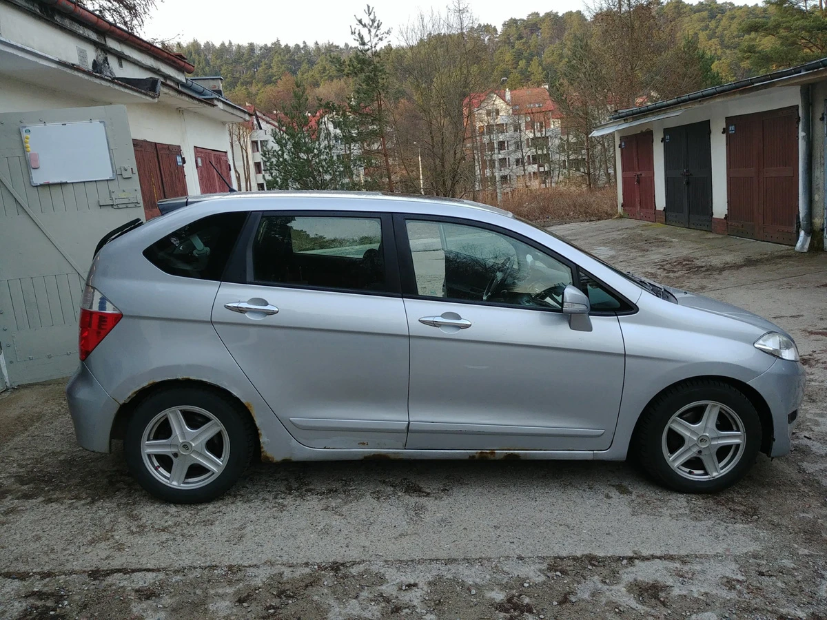 Honda FR-V