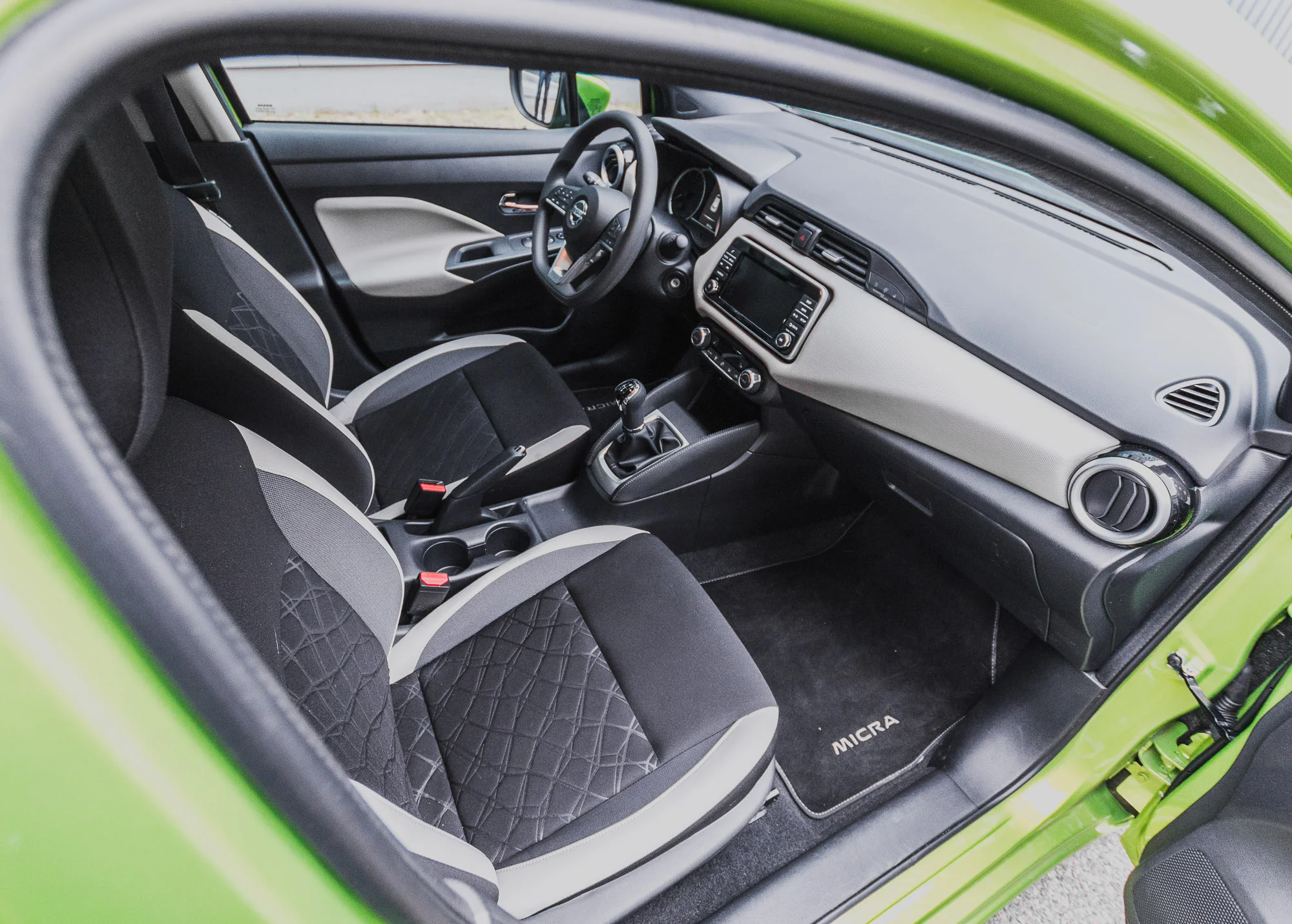 Nissan Micra 1.0 test 
