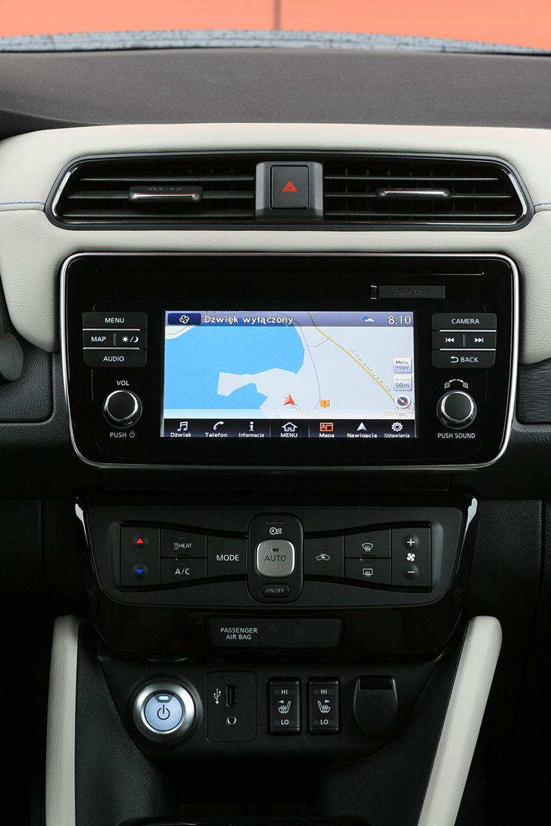 nissan_leaf_10