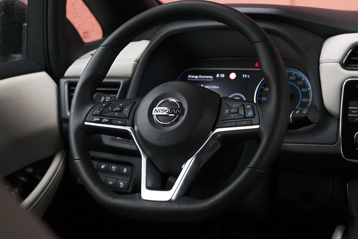 nissan_leaf_11 