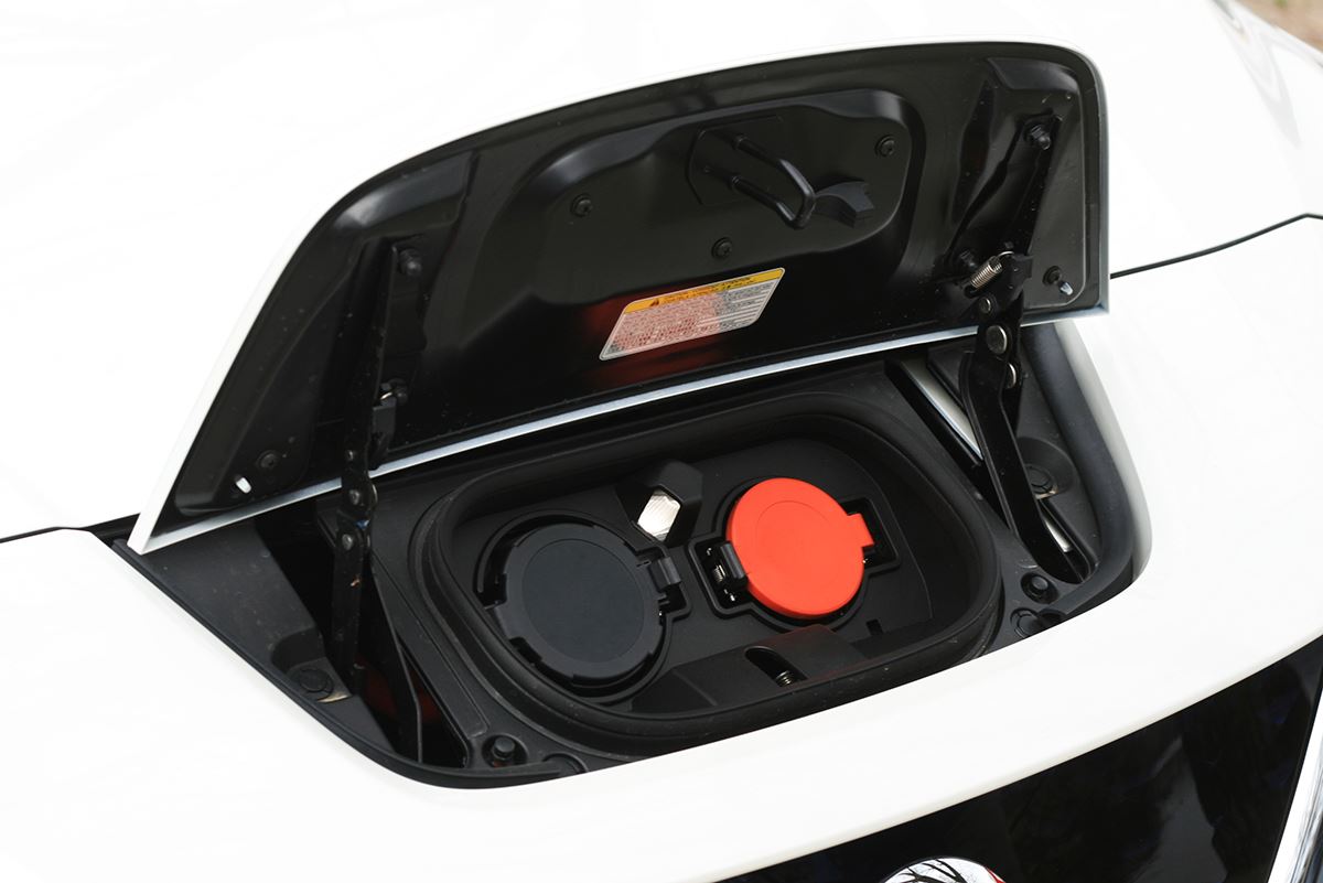 nissan_leaf_12