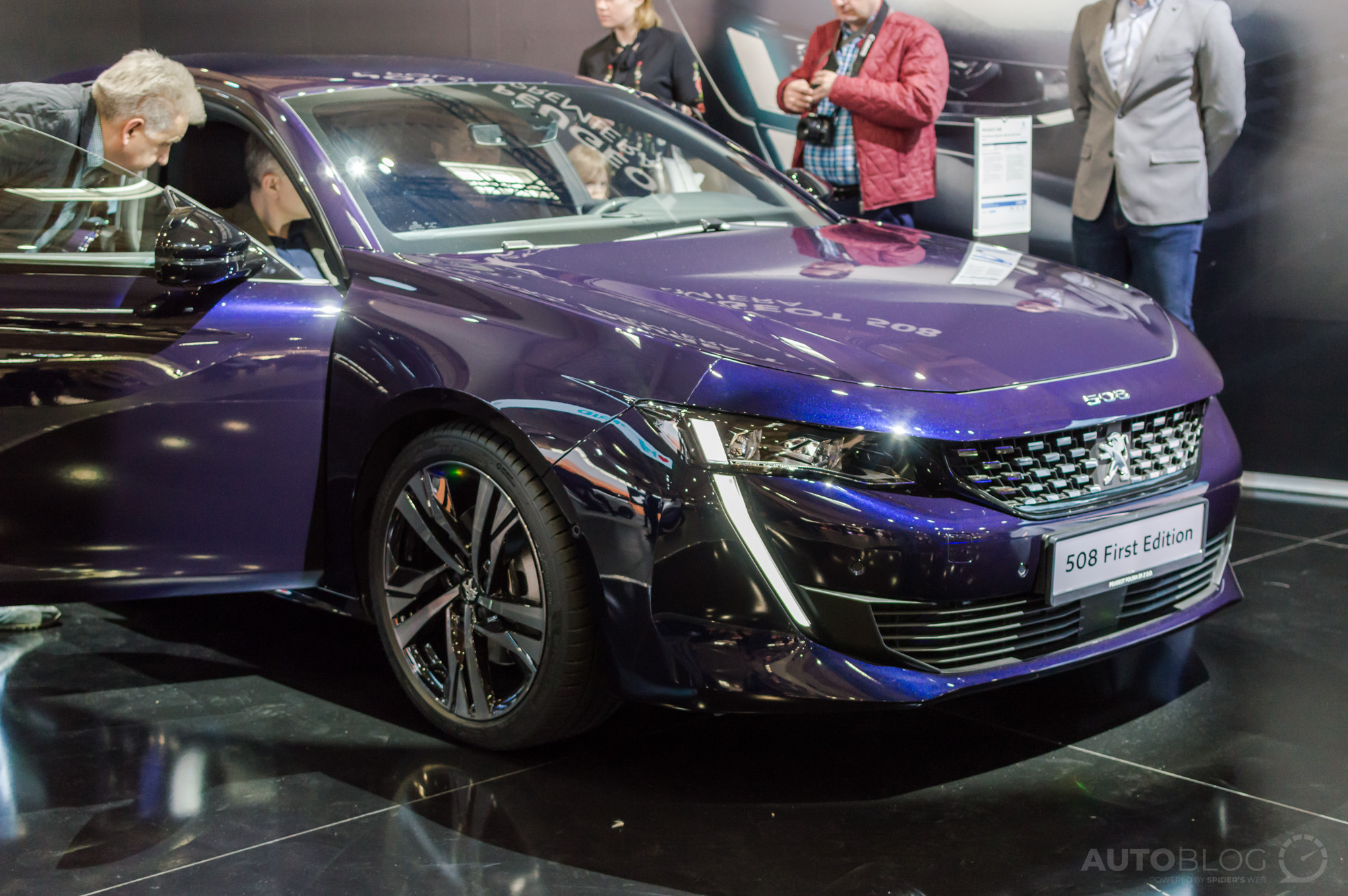 Zajrzeliśmy do statku kosmicznego, czyli pierwszy kontakt z nowym Peugeot 508