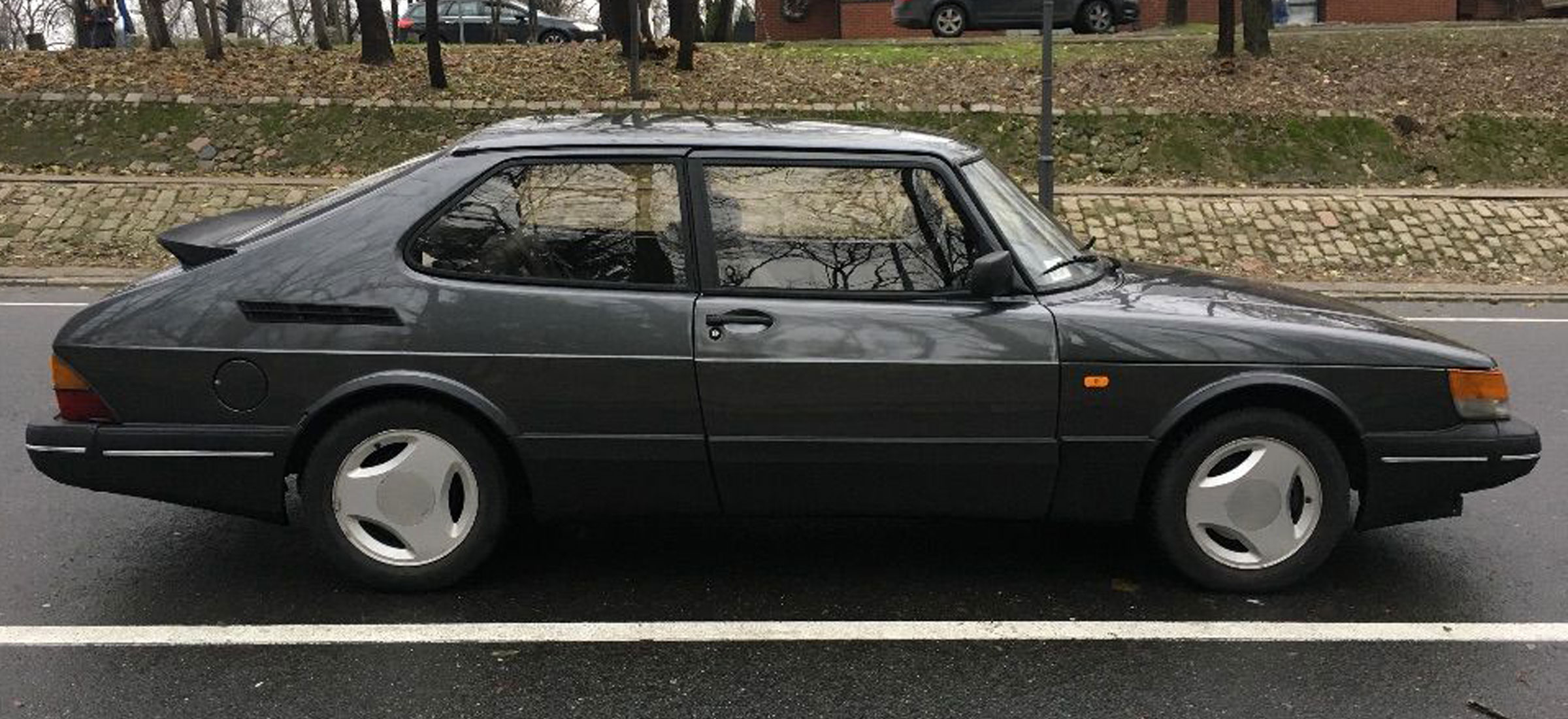 saab-900-4