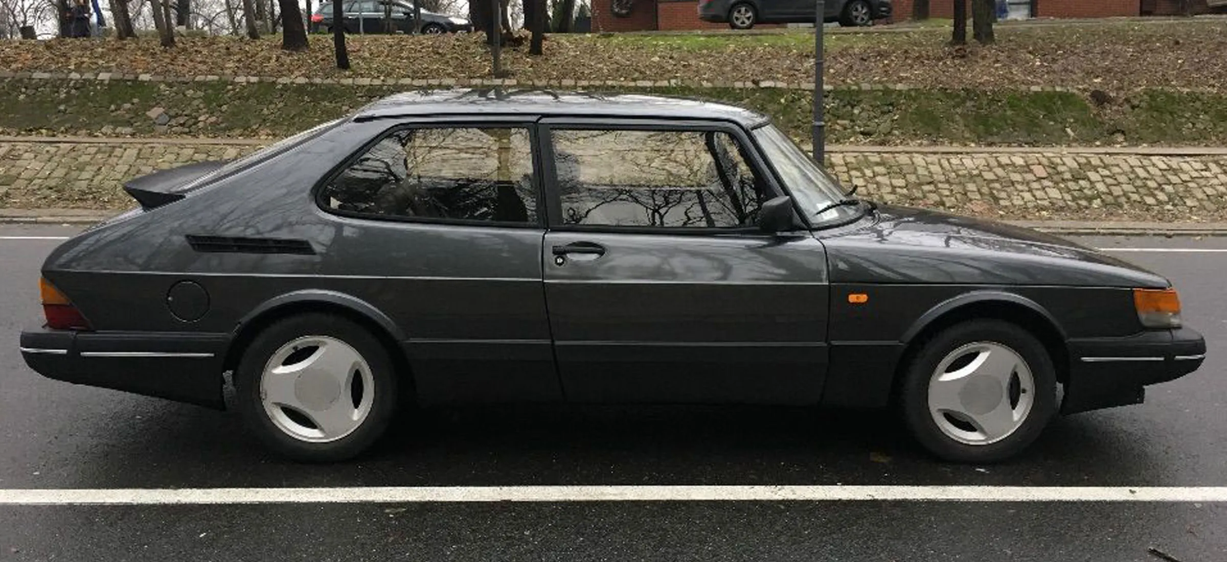 saab-900-4