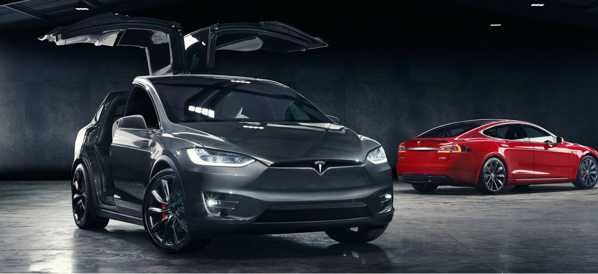 Tesla kontra Audi, BMW i Mercedes. Póki co imperium Muska niezagrożone