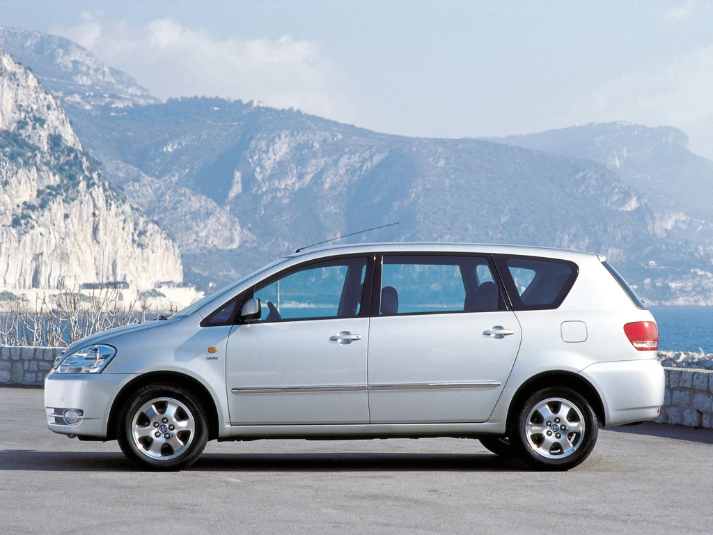 Toyota Avensis Verso 