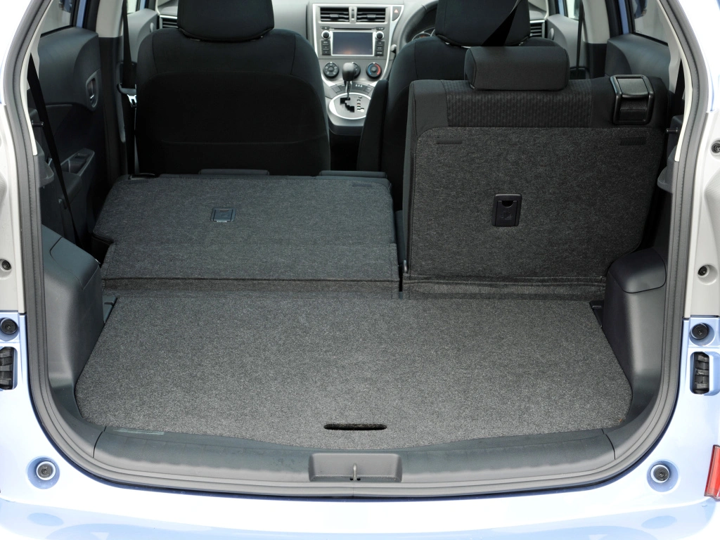 Toyota Verso-S 