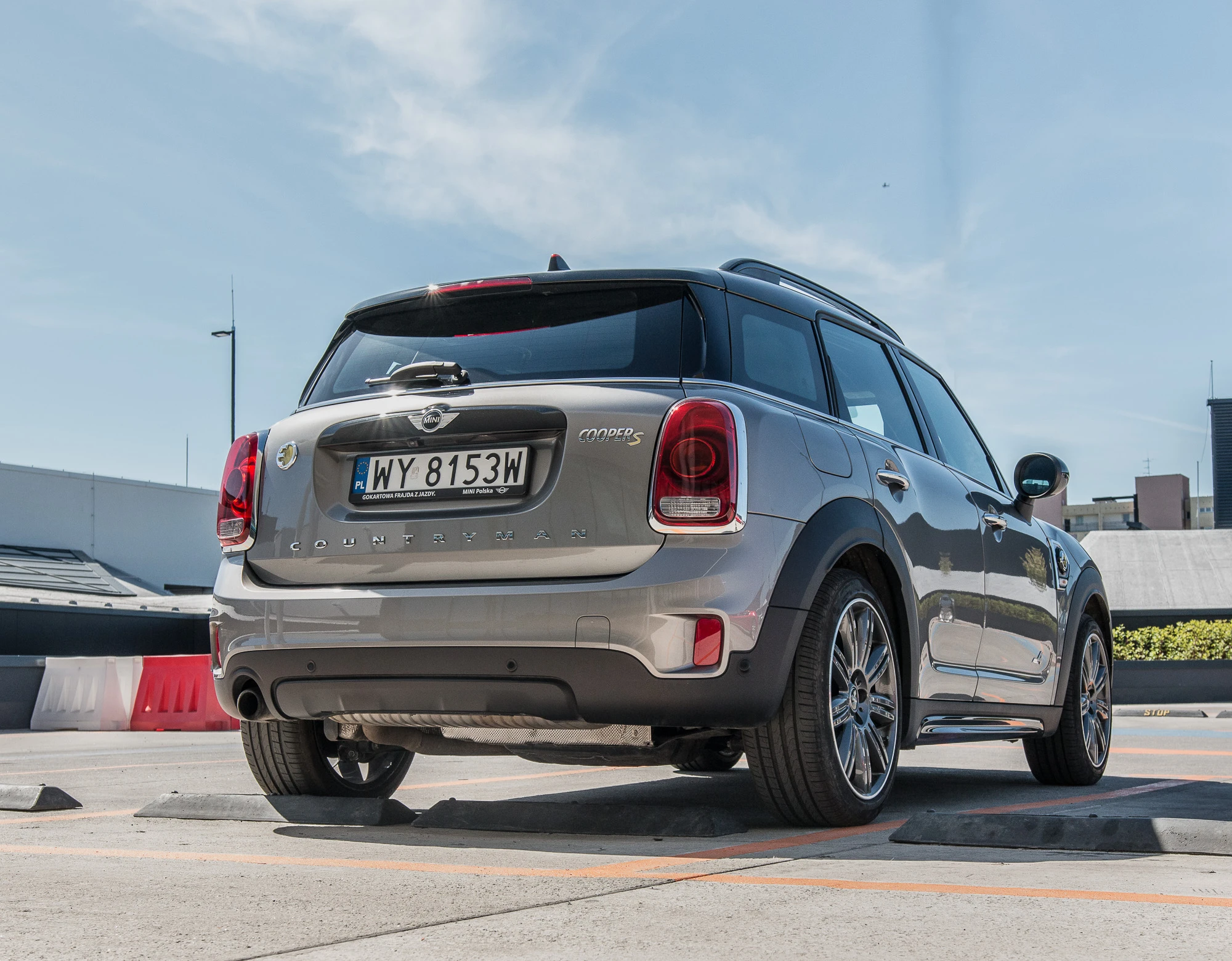 MINI-Countryman-Cooper-S-E-ALL4-1 