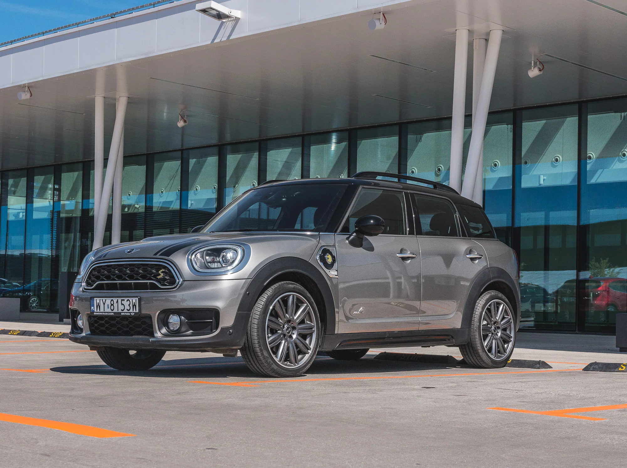 MINI-Countryman-Cooper-S-E-ALL4-13
